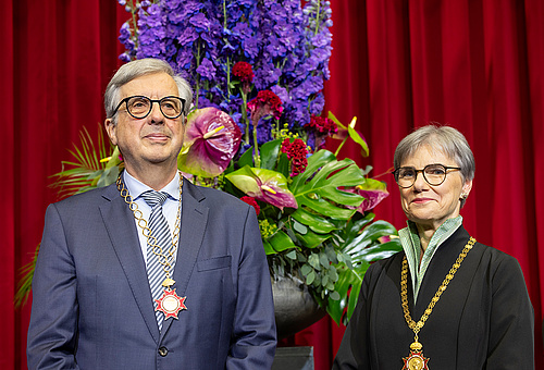 Altrektor Hellmut Samonigg und Rektorin Andrea Kurz