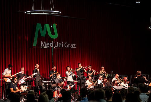 Bühne frei für die BigBand