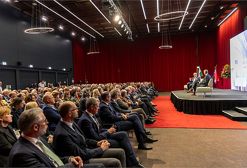 Die Aula der Med Uni Graz war sehr gut gefüllt