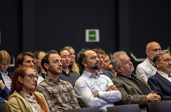 Zahlreiche Gäste folgten der Einladung