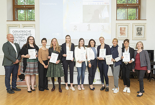 Alle Preisträger*innen des Albert Schweitzer Preises für Pflegewissenschaft - Foto: Fischer/Stadt Graz