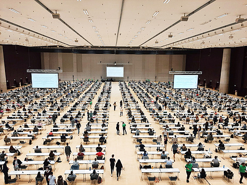 Los geht's: Beginn der Testung um 9.00 Uhr